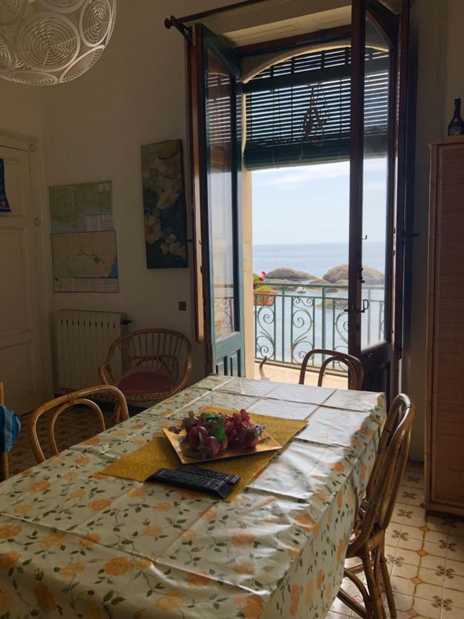 Hostel Beach House 지아르디니낙소스 외부 사진