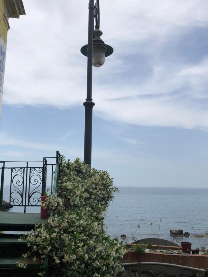 Hostel Beach House 지아르디니낙소스 외부 사진