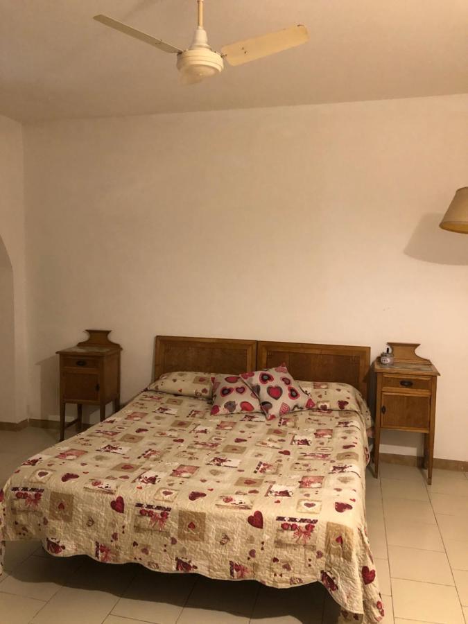 Hostel Beach House 지아르디니낙소스 외부 사진